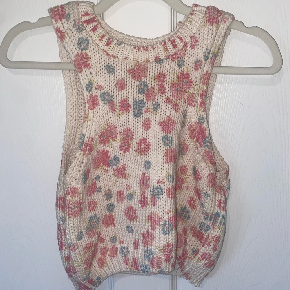 Zara Floral Knit Sleeveless Sweater